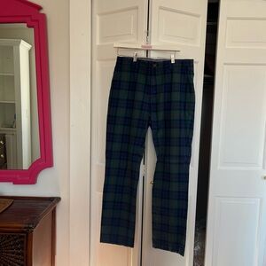 vineyard vines chinos. Just in time for the holidays!
